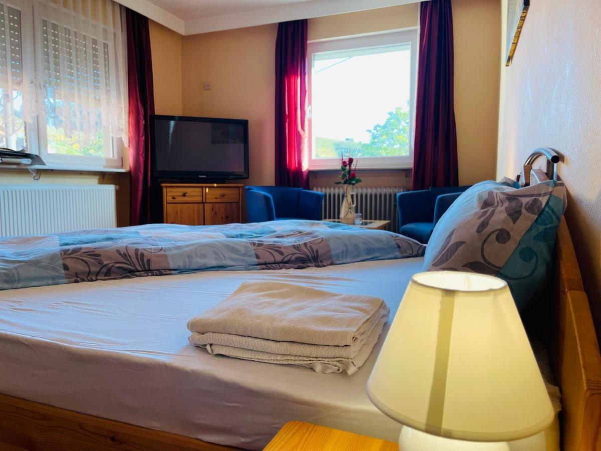 Hotel Ochsen Ortenberg  Bagian luar foto