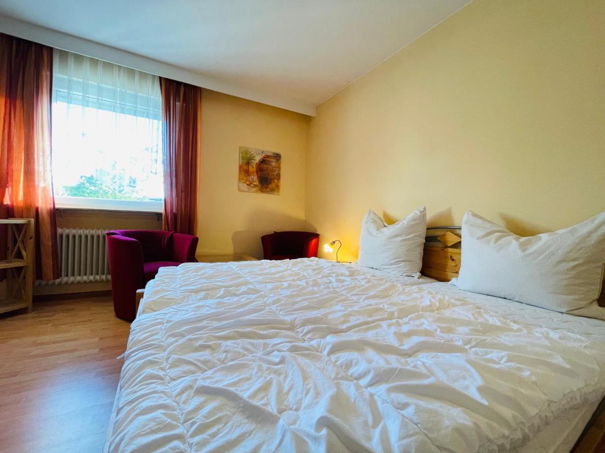Hotel Ochsen Ortenberg  Bagian luar foto
