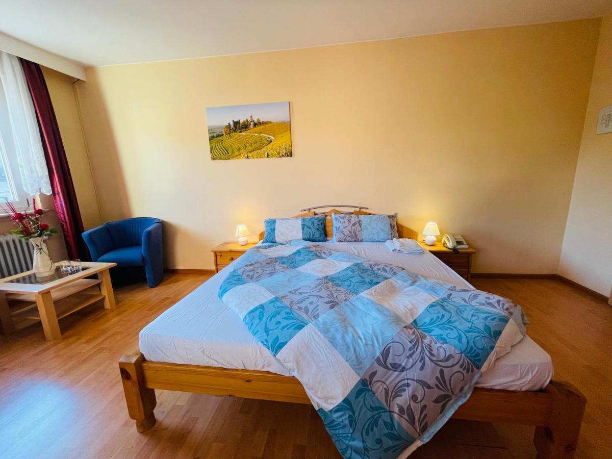 Hotel Ochsen Ortenberg  Bagian luar foto
